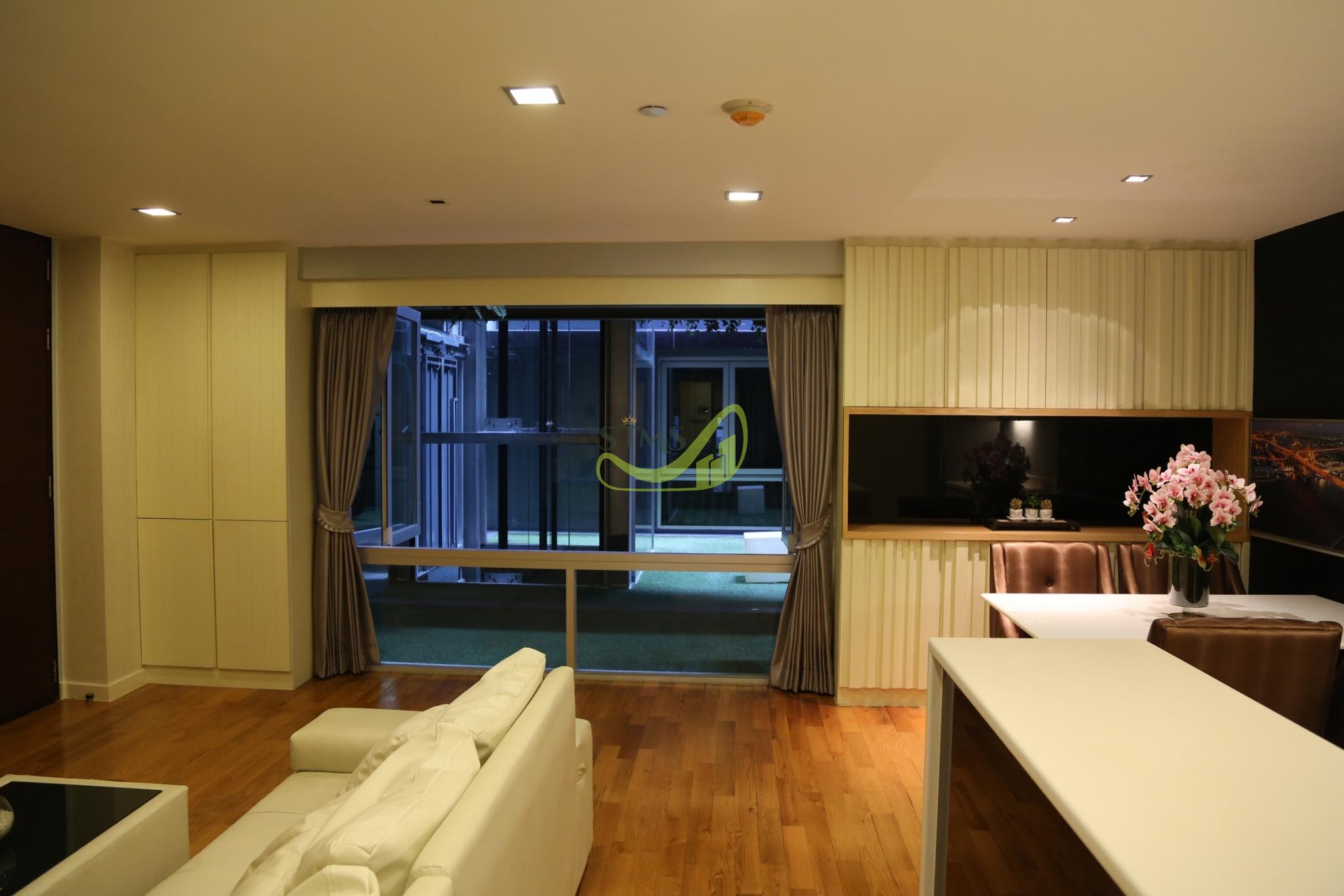 Quad Silom_๒๑๐๔๒๗_2