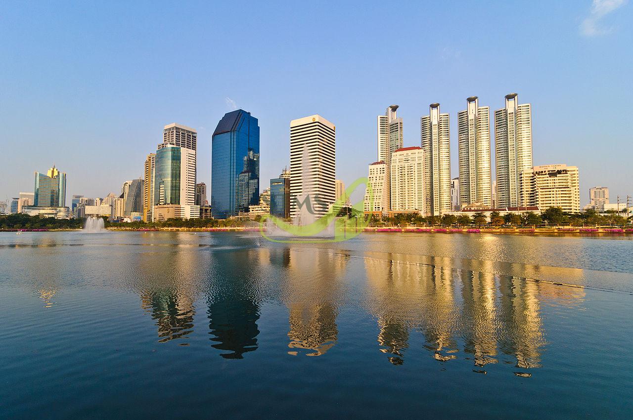 1280px-Lake_Ratchada