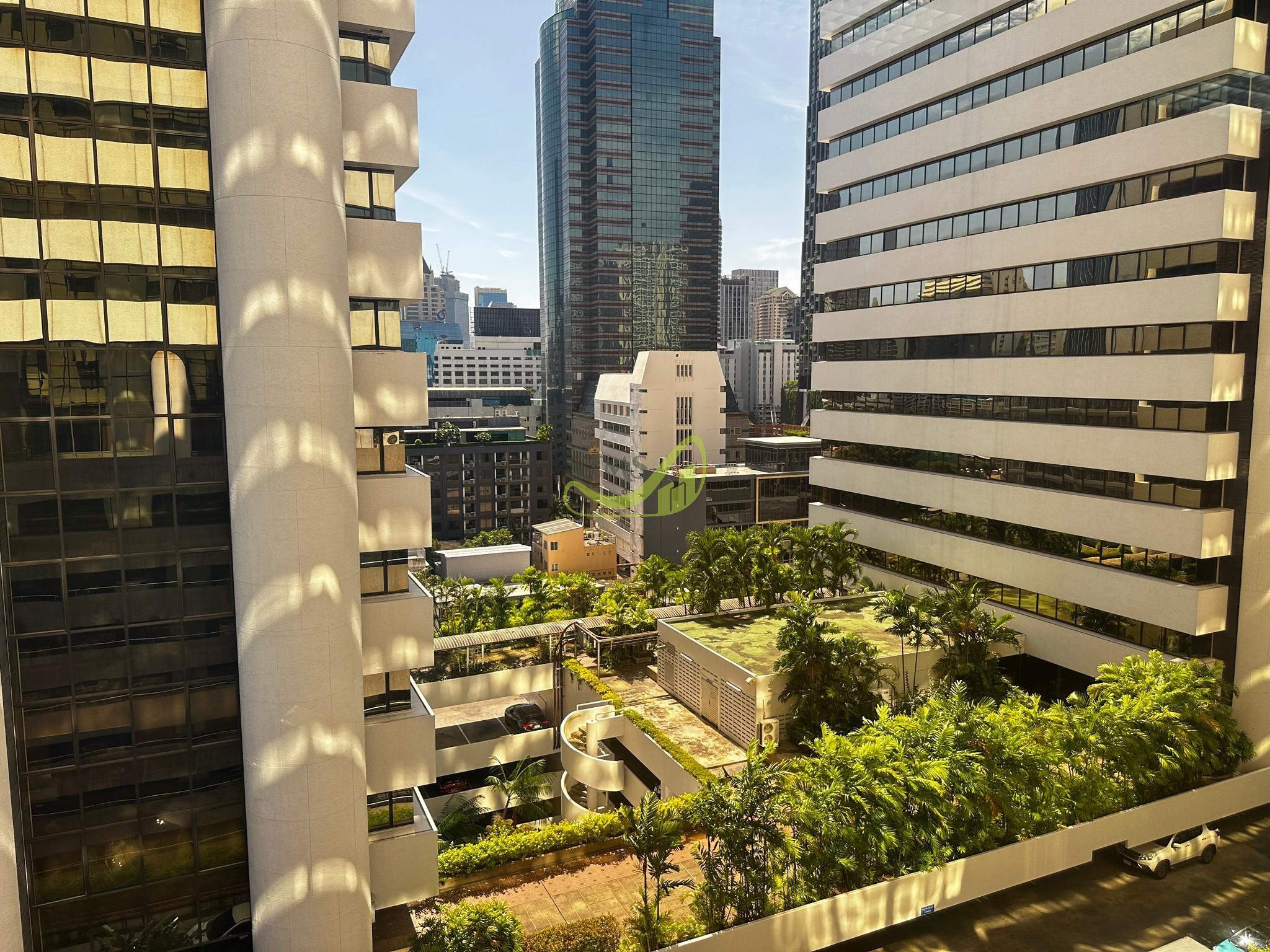 CEAFEC99-C367-46F0-A0C6-935F1F942CA9