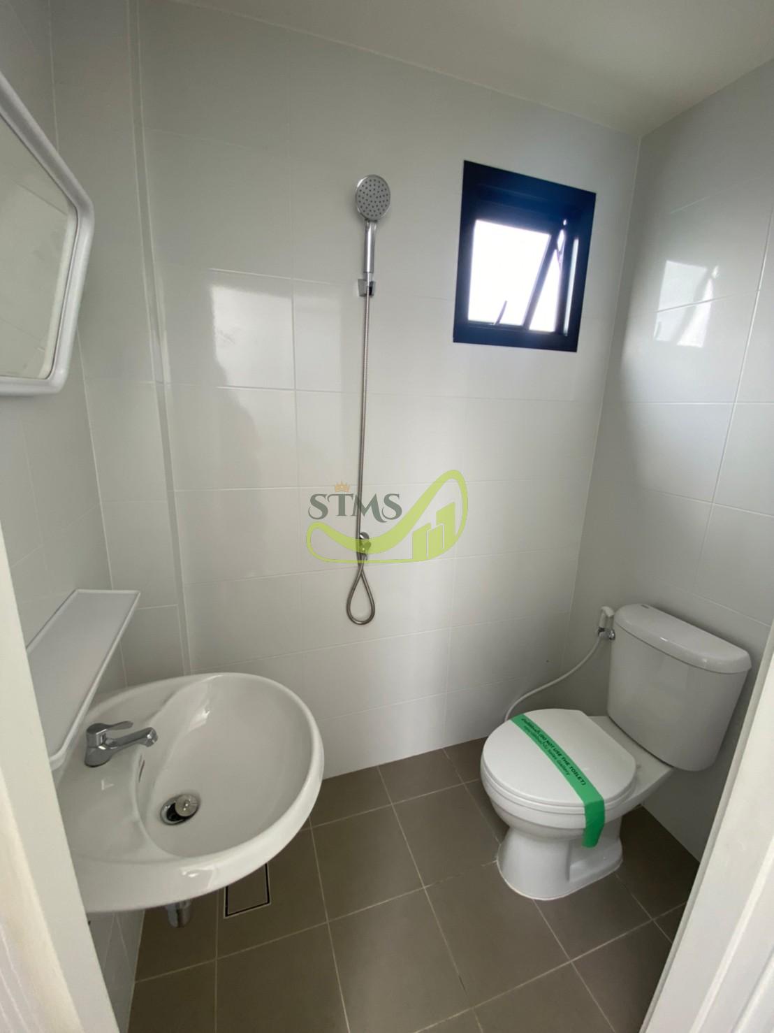 AC59F792-BC90-476B-931D-97F1EDDE54C0-L0-001_0