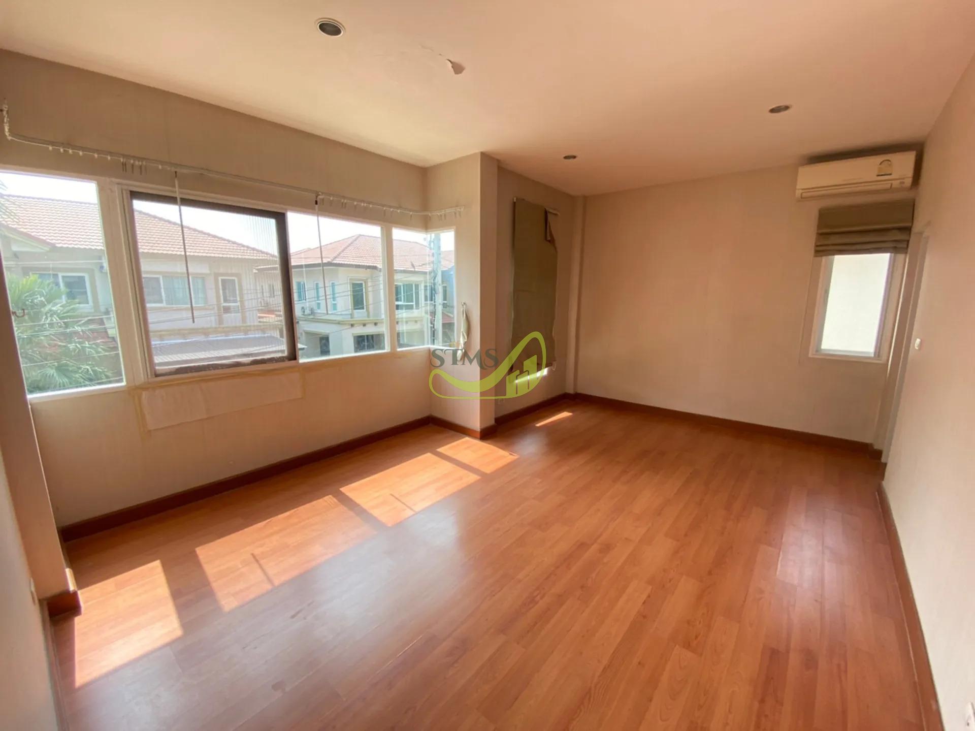 Prop2Share_Laddarom Elegant Wongwan-Sathorn_15-10-2566_21.15.15_22